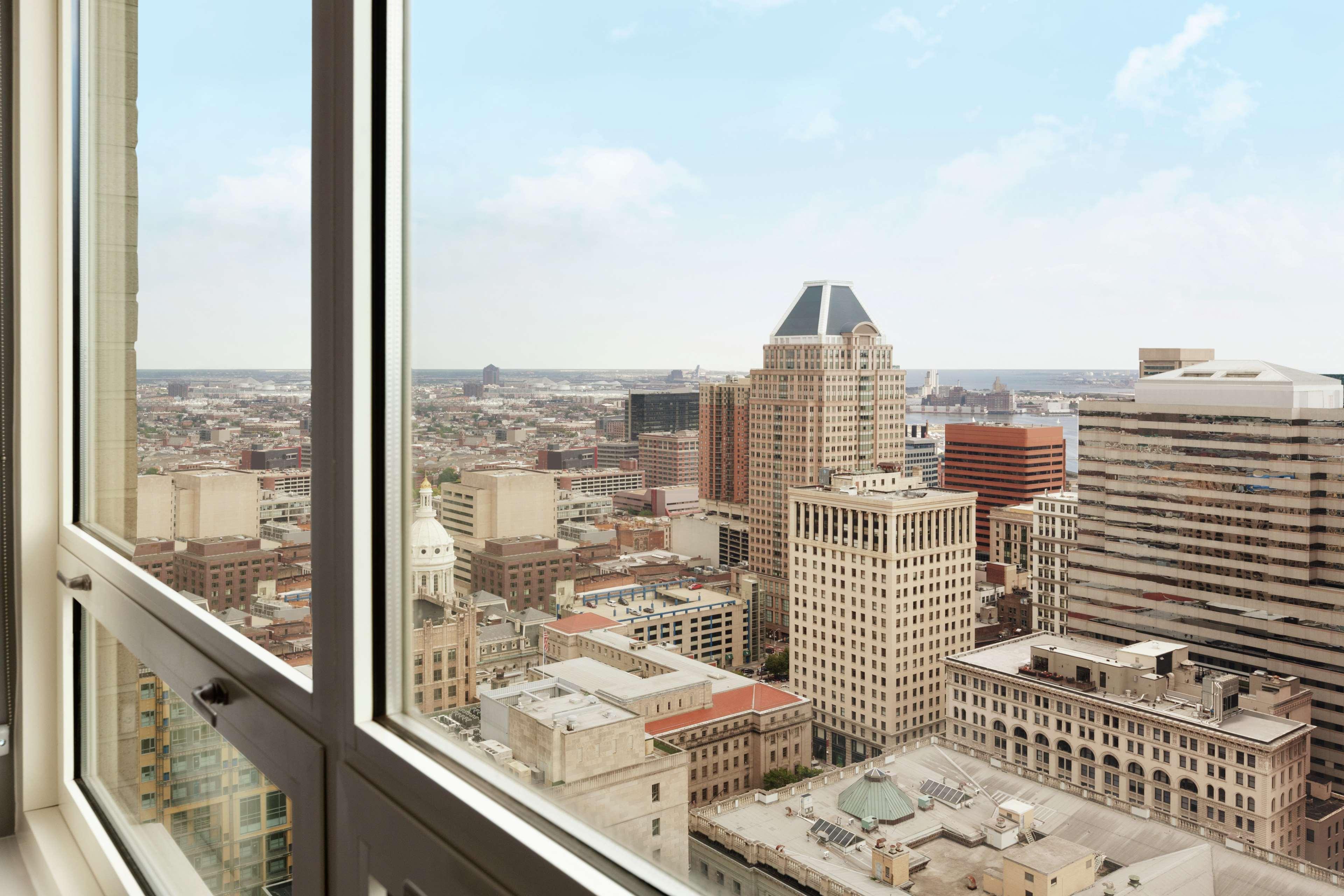Embassy Suites Baltimore Inner Harbor Exterior foto