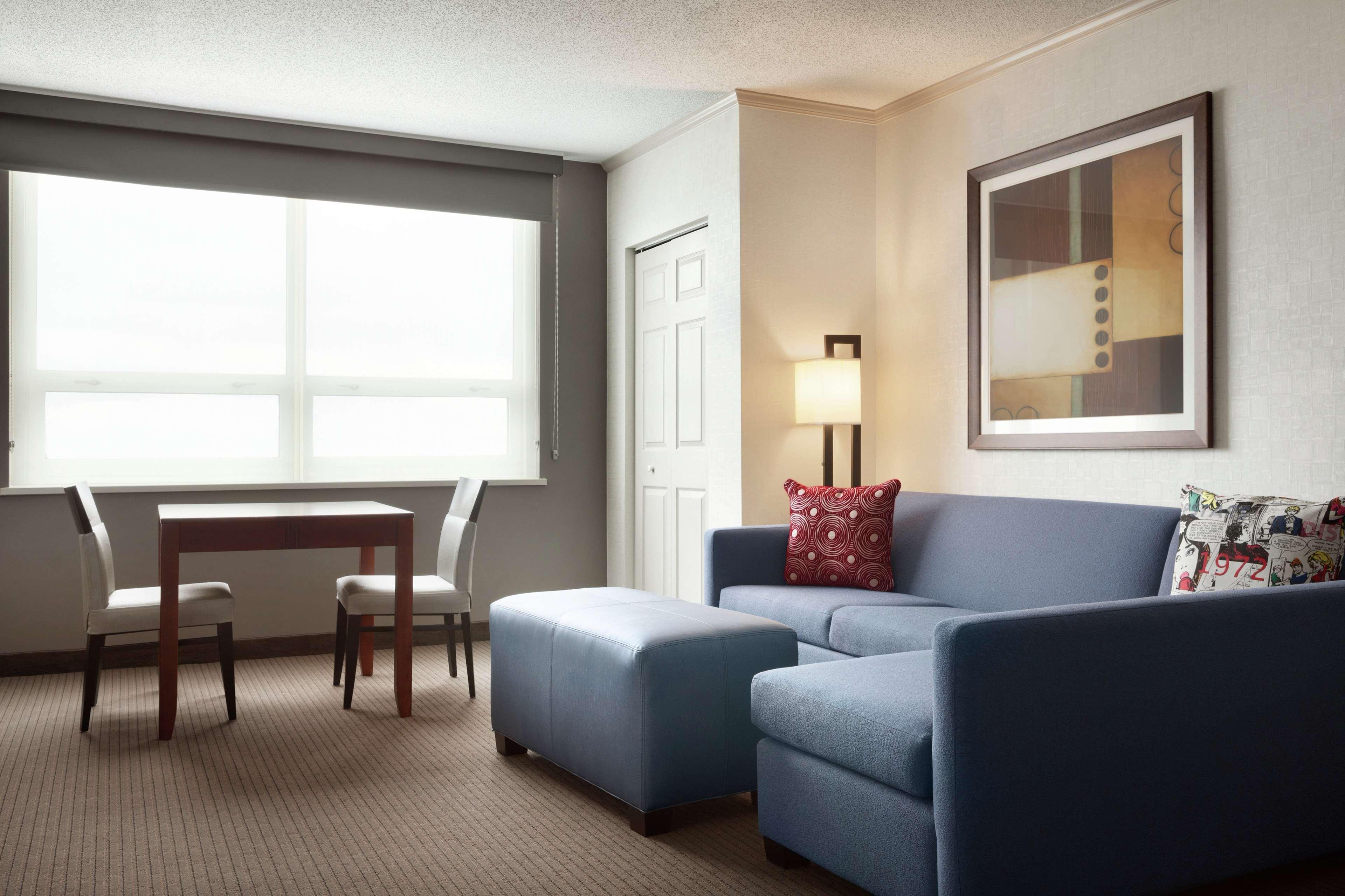 Embassy Suites Baltimore Inner Harbor Exterior foto