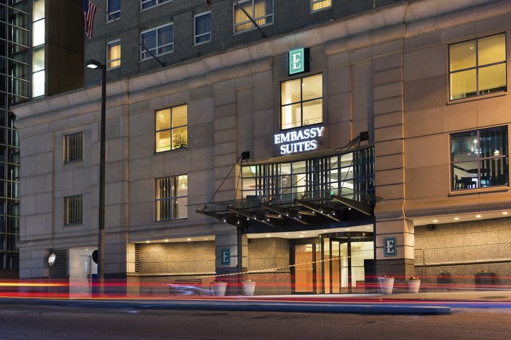 Embassy Suites Baltimore Inner Harbor Exterior foto
